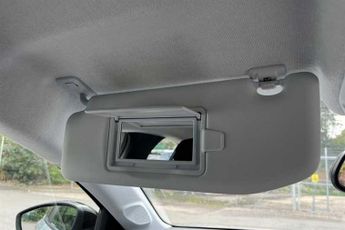 Vauxhall Corsa Electric 50 kWh (136 PS) Design 5 Door Electric Hatchback Automatic