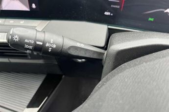 Vauxhall Astra Electric 54 kWh (156 PS) Ultimate 5 Door Electric Hatchback Automatic