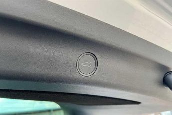 TESLA MODEL Y (Dual Motor) Long Range SUV 5dr Electric Auto 4WDE (384 bhp)