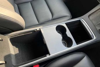 TESLA MODEL Y (Dual Motor) Long Range SUV 5dr Electric Auto 4WDE (384 bhp)