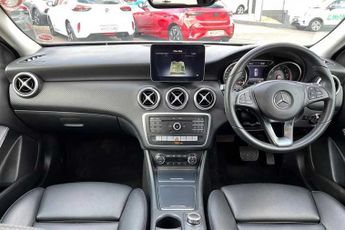 MERCEDES-BENZ A CLASS 1.5 A180d Sport (Premium) Hatchback 5dr Diesel 7G-DCT Euro 6 (s/