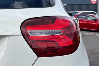 MERCEDES-BENZ A CLASS 1.5 A180d Sport (Premium) Hatchback 5dr Diesel 7G-DCT Euro 6 (s/