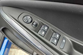 VAUXHALL GRANDLAND X 1.2 Turbo GPF Sport Nav SUV 5dr Petrol Manual Euro 6 (s/s) (130 