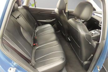 MG MG5 52.5kWh Exclusive Estate 5dr Electric Auto (156 ps)