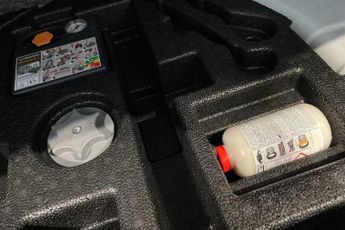 NISSAN QASHQAI 1.6 dCi Tekna SUV 5dr Diesel XTRON 2WD Euro 6 (s/s) (130 ps)