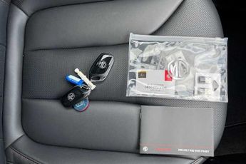 MG HS 1.5 T-GDI Trophy SUV 5dr Petrol DCT Euro 6 (s/s) (169 ps)