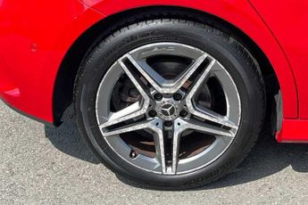 MERCEDES-BENZ A CLASS 1.3 A200 AMG Line (Executive) Hatchback 5dr Petrol 7G-DCT Euro 6