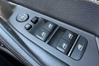BMW 5 SERIES 2.0 530e 9.2kWh M Sport Saloon 4dr Petrol Plug-in Hybrid Auto Eu