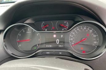 Vauxhall Crossland 1.2 Turbo Ultimate SUV 5dr Petrol Auto Euro 6 (s/s) (130 ps)
