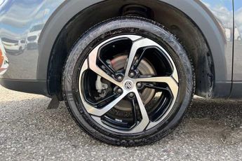 MG HS 1.5 T-GDI Trophy SUV 5dr Petrol Manual Euro 6 (s/s) (162 ps)