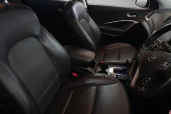 Hyundai Santa fe 2.2 CRDi Blue Drive Premium SUV 5dr Diesel Auto 4WD Euro 6 (s/s)
