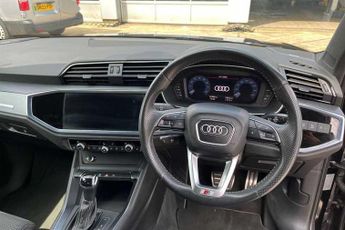 AUDI Q3 1.5 TFSI CoD 35 S line SUV 5dr Petrol S Tronic Euro 6 (s/s) (150