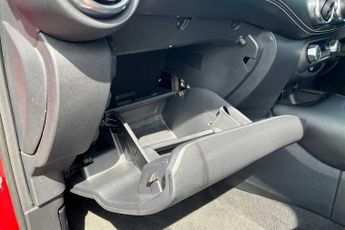 Nissan Juke 1.0 DIG-T N-Connecta SUV 5dr Petrol DCT Auto Euro 6 (s/s) (114 p