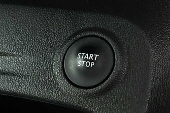 RENAULT CAPTUR 0.9 TCe ENERGY Iconic SUV 5dr Petrol Manual Euro 6 (s/s) (90 ps)