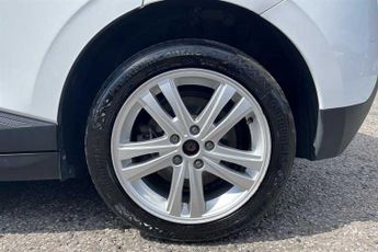 MG MG4 EV 51kWh SE Hatchback 5dr Electric Auto (170 ps)