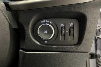 VAUXHALL MOKKA Electric 50kWh SE Nav Premium SUV 5dr Electric Auto (136 ps)