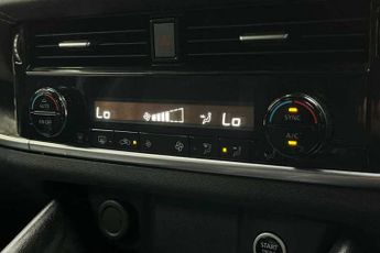 NISSAN QASHQAI 1.3 DIG-T MHEV N-Connecta SUV 5dr Petrol Hybrid XTRON Euro 6 (s/