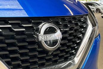 NISSAN QASHQAI 1.3 DIG-T MHEV N-Connecta SUV 5dr Petrol Hybrid XTRON Euro 6 (s/