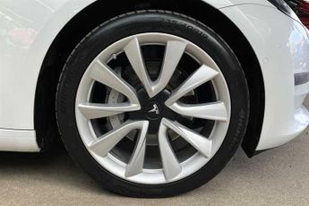 TESLA MODEL 3 (Dual Motor) Long Range Saloon 4dr Electric Auto 4WDE (346 ps)