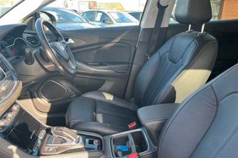 Vauxhall Grandland X 1.6 13.2kWh Ultimate Nav SUV 5dr Petrol Plug-in Hybrid Auto 4WD 