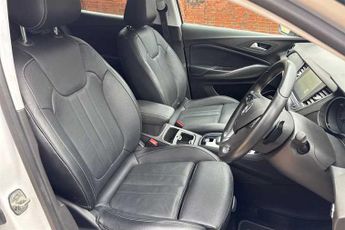 Vauxhall Grandland X 1.6 13.2kWh Ultimate Nav SUV 5dr Petrol Plug-in Hybrid Auto 4WD 