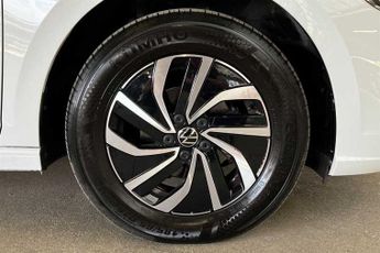 VOLKSWAGEN POLO 1.0 TSI Life Hatchback 5dr Petrol DSG Euro 6 (s/s) (95 ps)