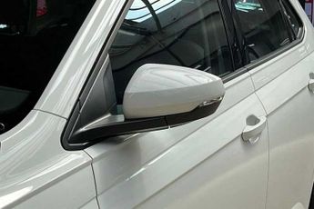 VOLKSWAGEN POLO 1.0 TSI Life Hatchback 5dr Petrol DSG Euro 6 (s/s) (95 ps)