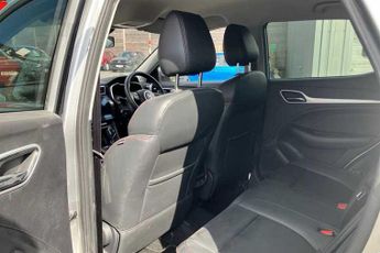 MG ZS 1.0 T-GDI Exclusive SUV 5dr Petrol Auto Euro 6 (111 ps)