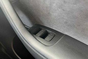 TESLA MODEL Y (Dual Motor) Long Range SUV 5dr Electric Auto 4WDE (384 bhp)