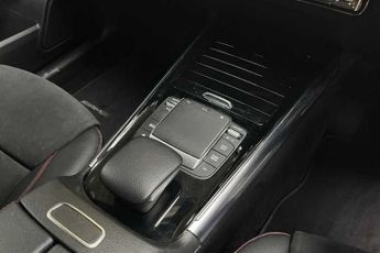 MERCEDES-BENZ GLA 1.3 GLA200 AMG Line SUV 5dr Petrol 7G-DCT Euro 6 (s/s) (163 ps)