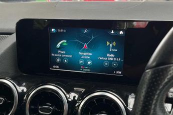 MERCEDES-BENZ GLA 1.3 GLA200 AMG Line SUV 5dr Petrol 7G-DCT Euro 6 (s/s) (163 ps)