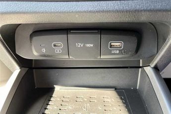HYUNDAI i10 1.0 Premium Hatchback 5dr Petrol Auto Euro 6 (s/s) (63 ps)