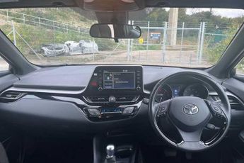 Toyota C-hr 1.8 VVT-h (122 PS) Icon 5 Door Petrol Hybrid SUV Automatic *** 1