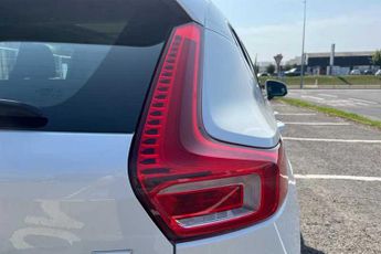 VOLVO XC40 1.5h T4 Recharge 10.7kWh Inscription SUV 5dr Petrol Plug-in Hybr