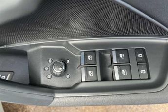 AUDI A3 1.4 TFSIe 40 S line Sportback 5dr Petrol Plug-in Hybrid S Tronic