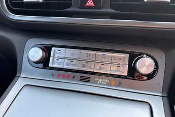 HYUNDAI KONA 64kWh Premium SUV 5dr Electric Auto (10.5kW Charger) (204 ps)