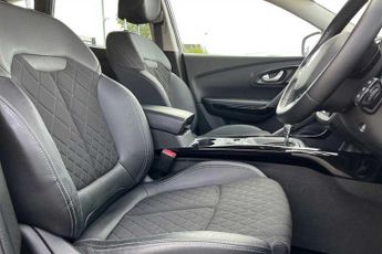 RENAULT KADJAR 1.3 TCe Iconic SUV 5dr Petrol EDC Euro 6 (s/s) (140 ps)