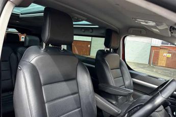 PEUGEOT TRAVELLER 2.0 BlueHDi Allure Standard MPV 5dr Diesel EAT8 MWB Euro 6 (s/s)