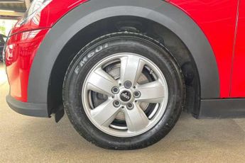 MINI HATCH 1.5 Cooper Classic Hatchback 5dr Petrol Steptronic Euro 6 (s/s) 