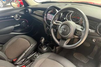 MINI HATCH 1.5 Cooper Classic Hatchback 5dr Petrol Steptronic Euro 6 (s/s) 