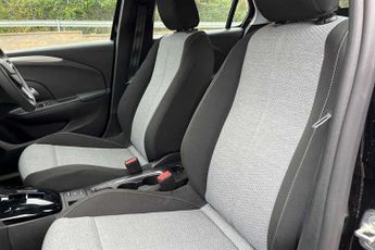 Vauxhall Corsa Electric 50kWh Design Hatchback 5dr Electric Auto (136 ps)