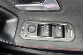 MERCEDES-BENZ A CLASS 2.0 A220 AMG Line Hatchback 5dr Petrol 7G-DCT Euro 6 (s/s) (190 