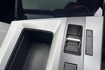 Vauxhall Grandland Electric 73 kWh (213 PS) Ultimate 5 Door Electric SUV Automatic