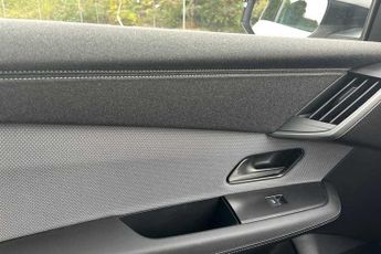 Vauxhall Grandland Electric 73 kWh (213 PS) Ultimate 5 Door Electric SUV Automatic