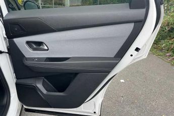 Vauxhall Grandland Electric 73 kWh (213 PS) Ultimate 5 Door Electric SUV Automatic