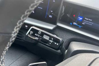 Vauxhall Grandland Electric 73 kWh (213 PS) Ultimate 5 Door Electric SUV Automatic