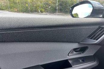 Vauxhall Grandland Electric 73 kWh (213 PS) Ultimate 5 Door Electric SUV Automatic