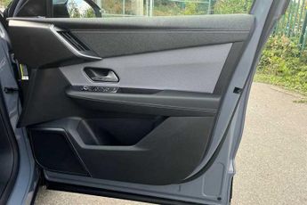 Vauxhall Grandland Electric 73 kWh (213 PS) Ultimate 5 Door Electric SUV Automatic