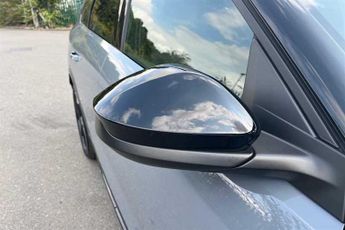 Vauxhall Grandland Electric 73 kWh (213 PS) Ultimate 5 Door Electric SUV Automatic