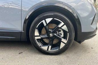 Vauxhall Grandland Electric 73 kWh (213 PS) Ultimate 5 Door Electric SUV Automatic